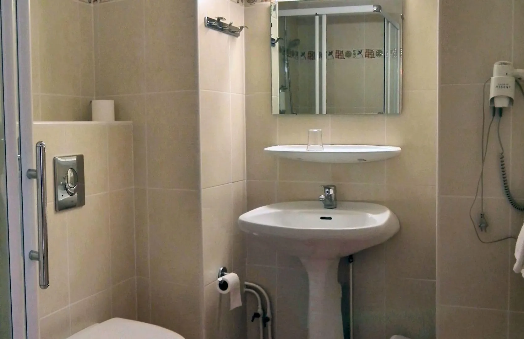 Hotel Des Pays Bas Лурд Франция