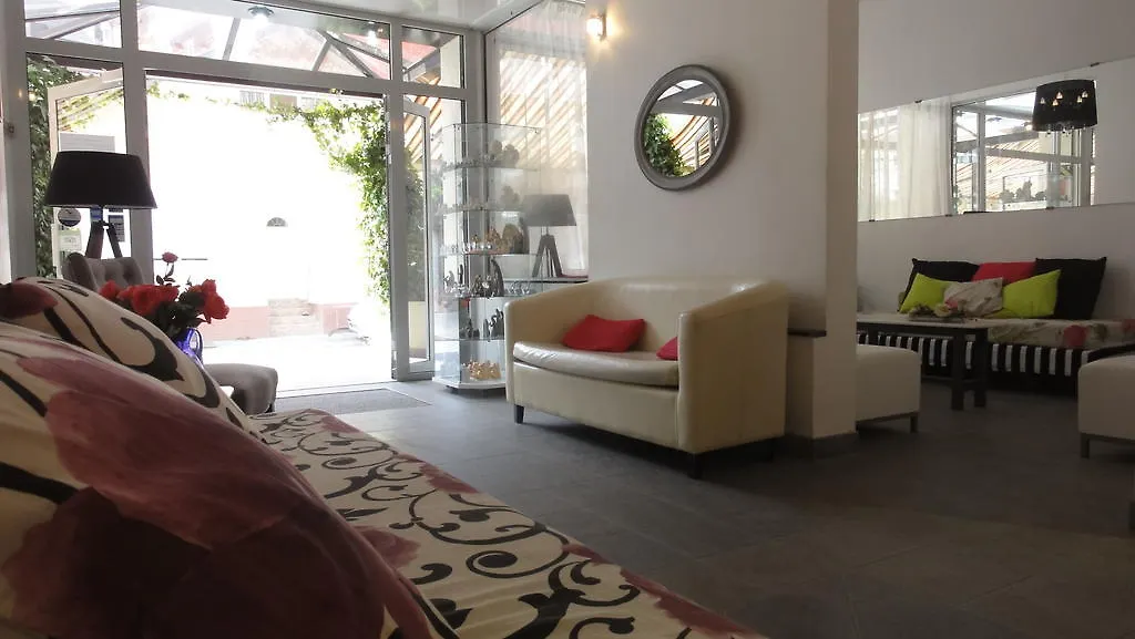 Hotel Des Pays Bas Лурд 3*,  Франция